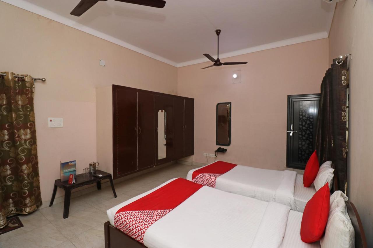 Flagship Chandra Prabha Guest House Waranasi Zewnętrze zdjęcie